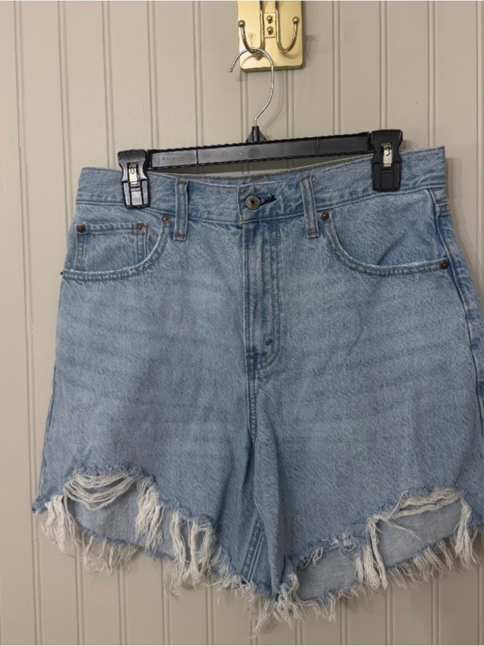 Abercrombie & Fitch Denim Shorts Women’s Size 28/6